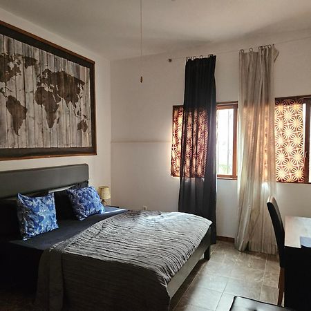 Blue Eagle Guesthouse - Casa De Hospedes ซังตามาเรีย ภายนอก รูปภาพ