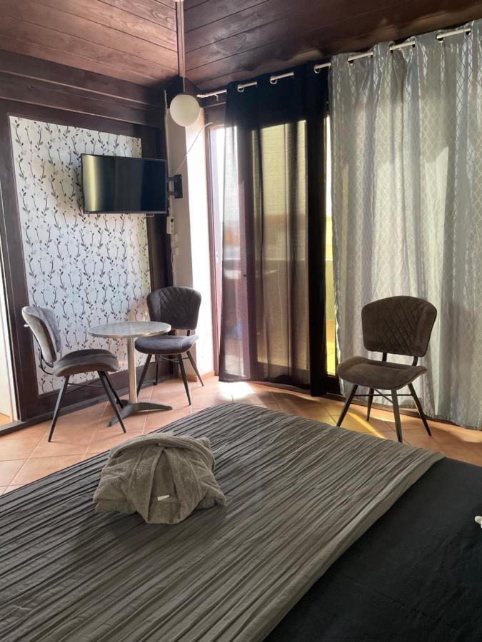 Blue Eagle Guesthouse - Casa De Hospedes ซังตามาเรีย ภายนอก รูปภาพ