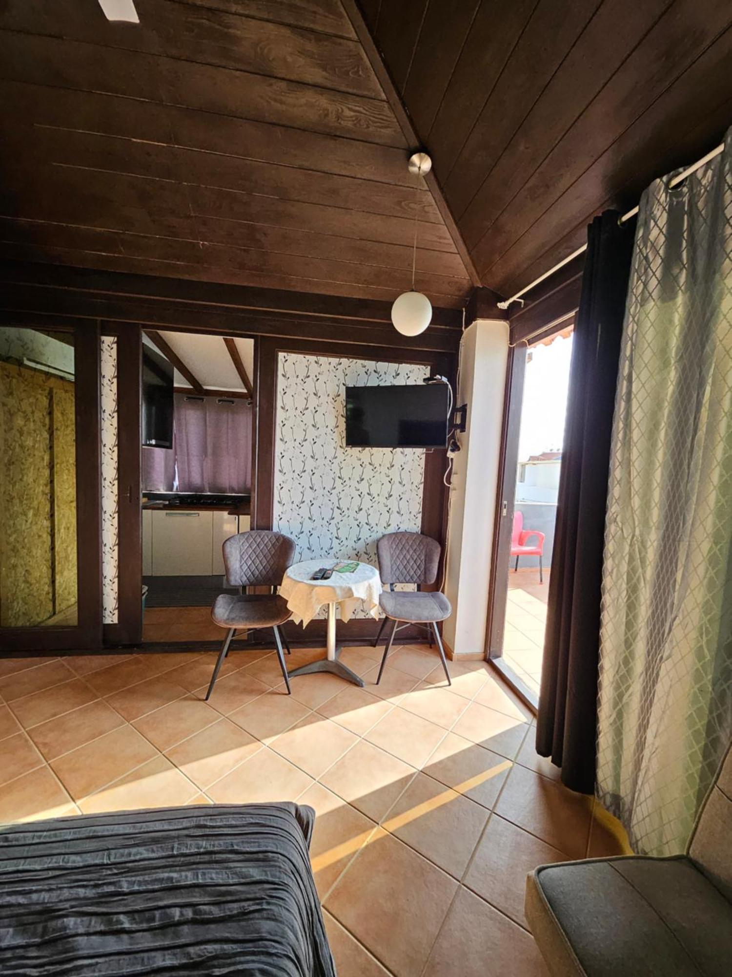 Blue Eagle Guesthouse - Casa De Hospedes ซังตามาเรีย ภายนอก รูปภาพ