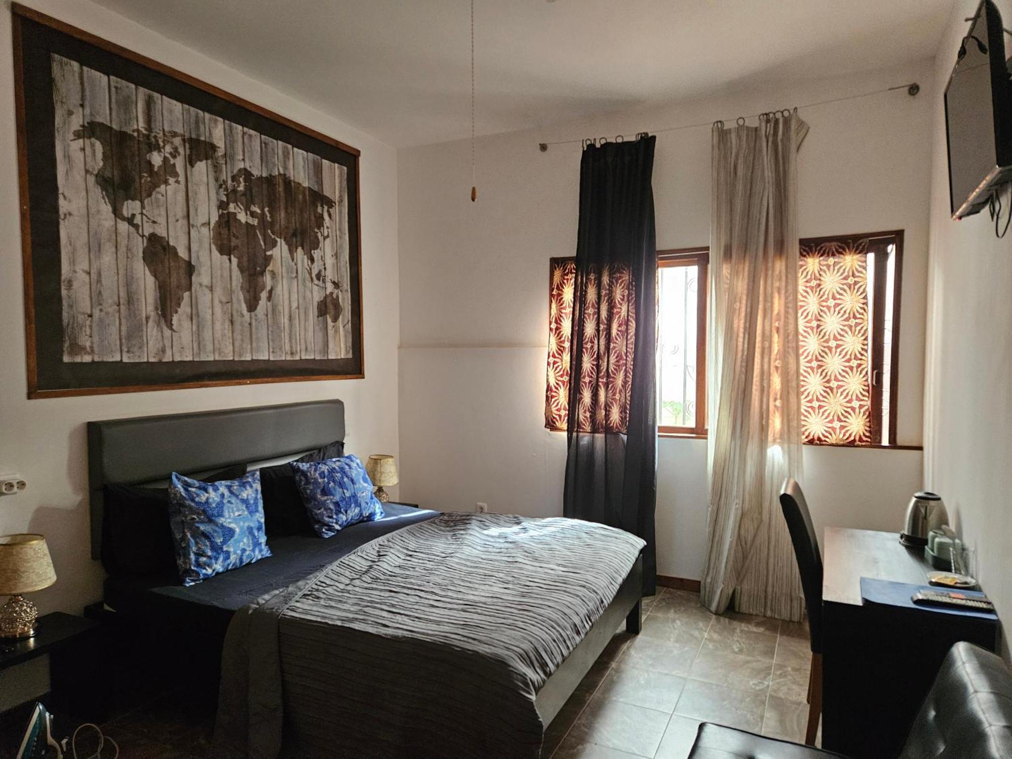 Blue Eagle Guesthouse - Casa De Hospedes ซังตามาเรีย ภายนอก รูปภาพ
