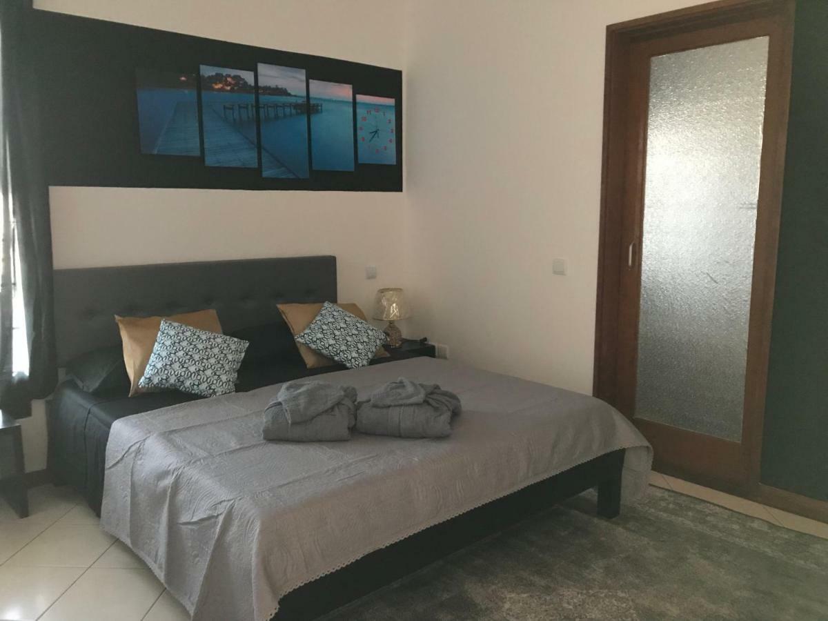 Blue Eagle Guesthouse - Casa De Hospedes ซังตามาเรีย ภายนอก รูปภาพ