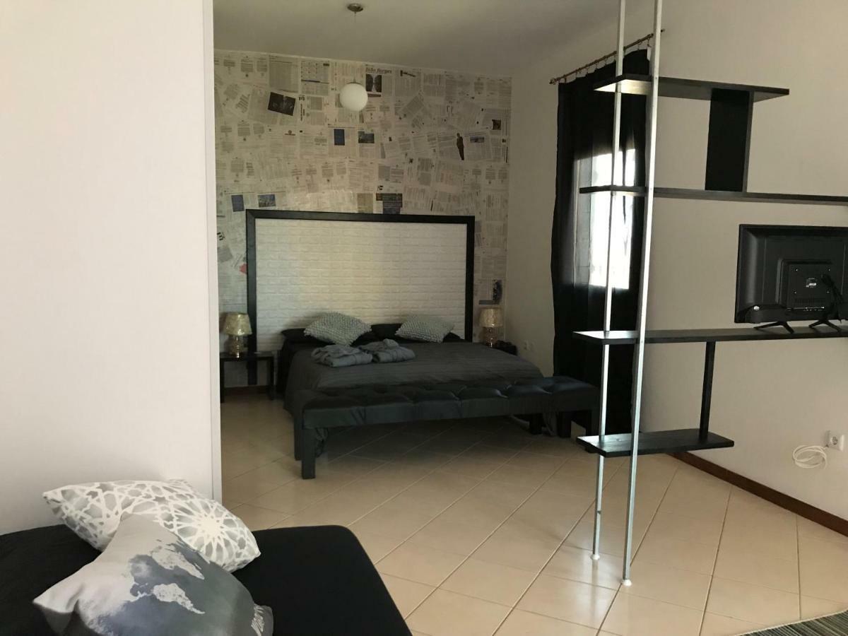 Blue Eagle Guesthouse - Casa De Hospedes ซังตามาเรีย ภายนอก รูปภาพ